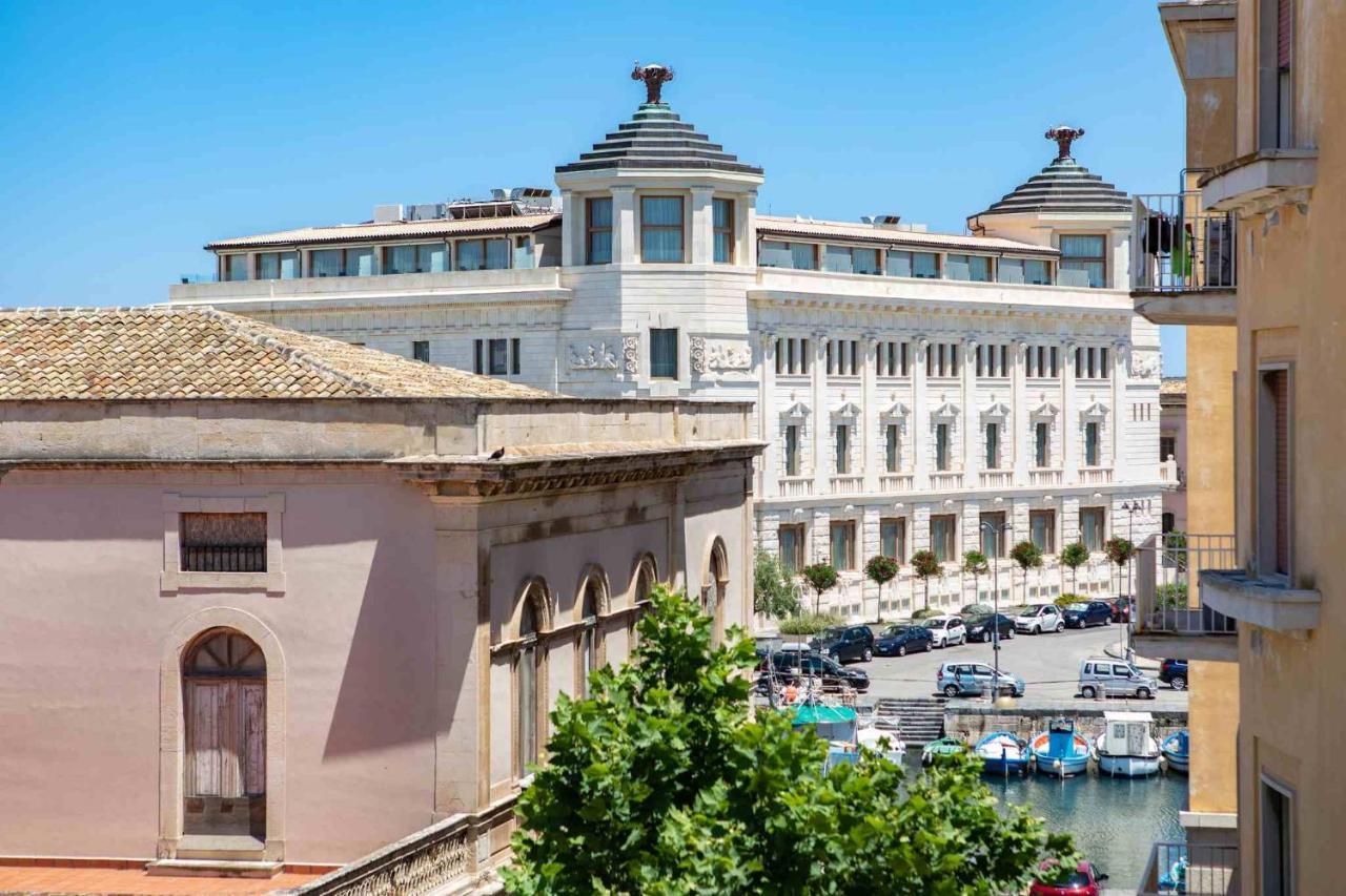 Ortigia Sunset Apartments - Xenia Sicily Villas Syracuse Eksteriør billede